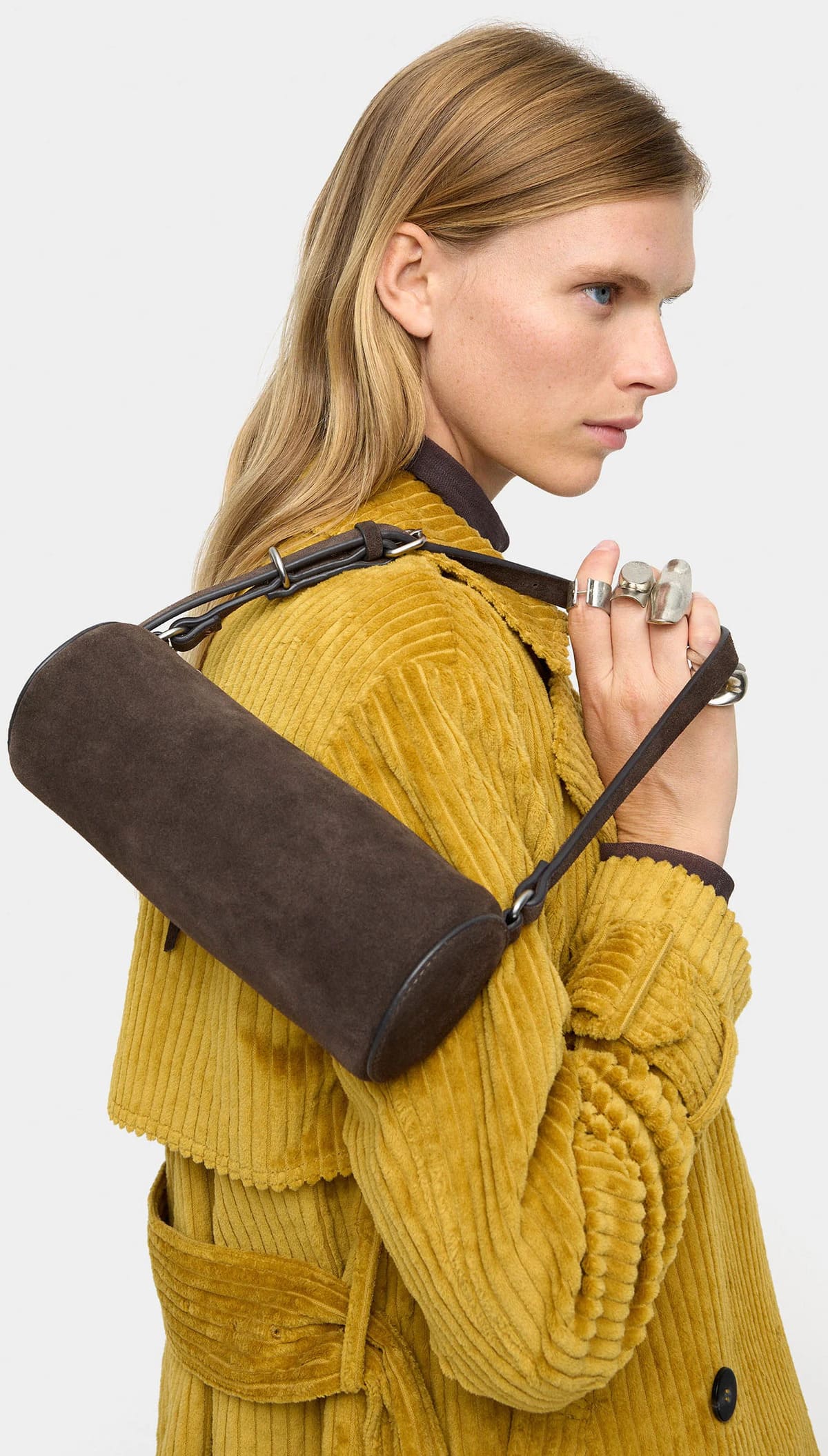 El nuevo bolso de hombro de piel en color marrón de Parfois