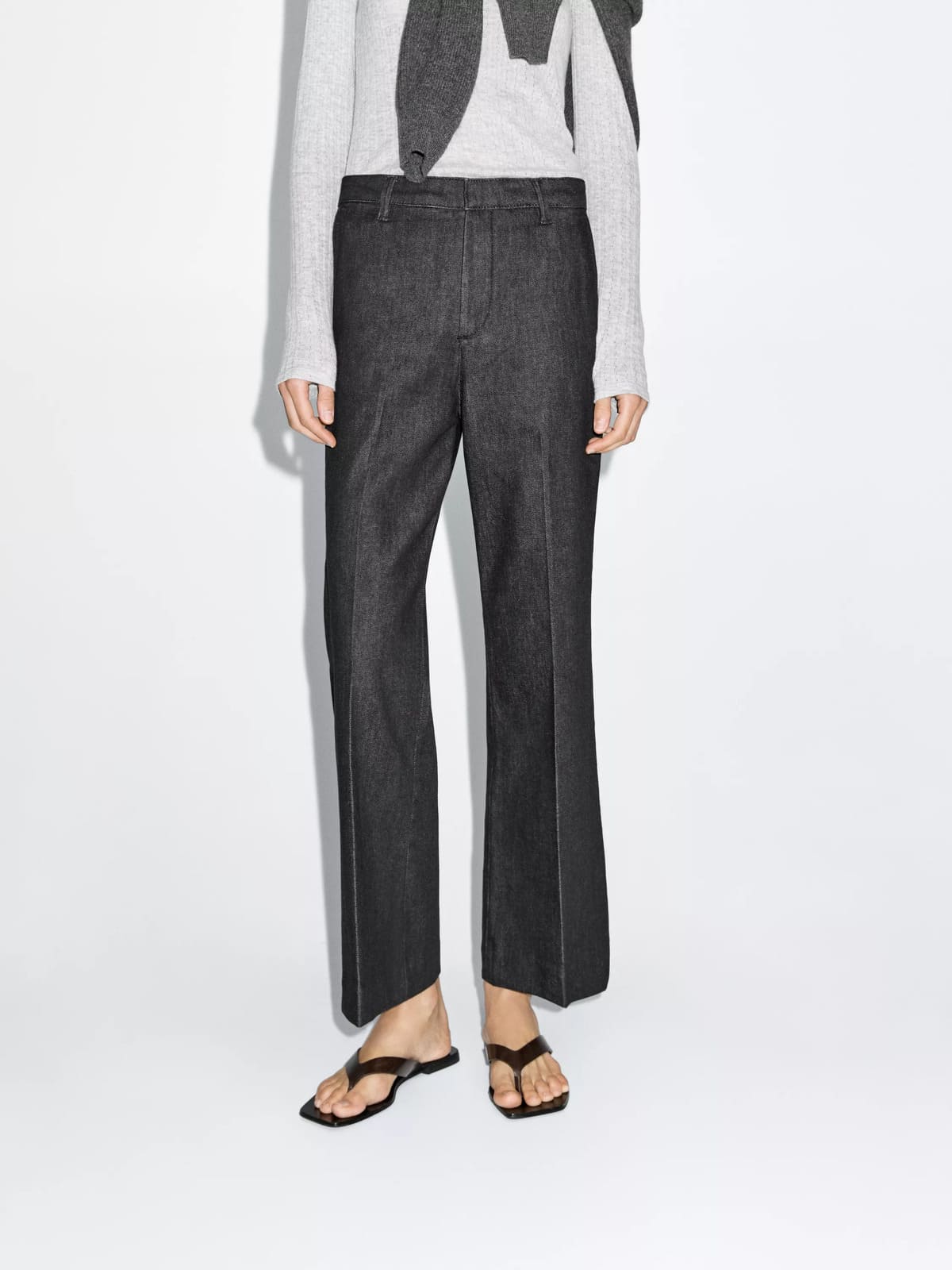 Jeans flare fit de tiro medio