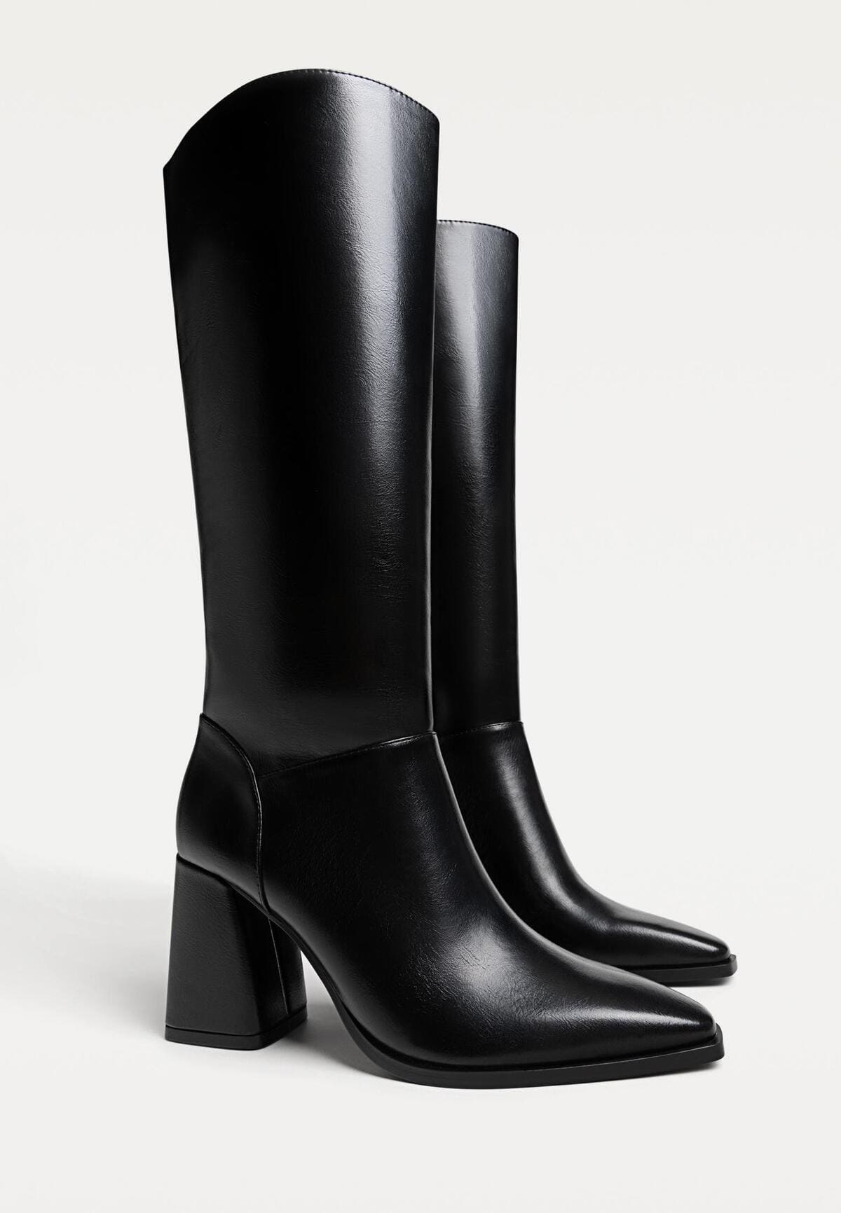 Botas altas de tacón