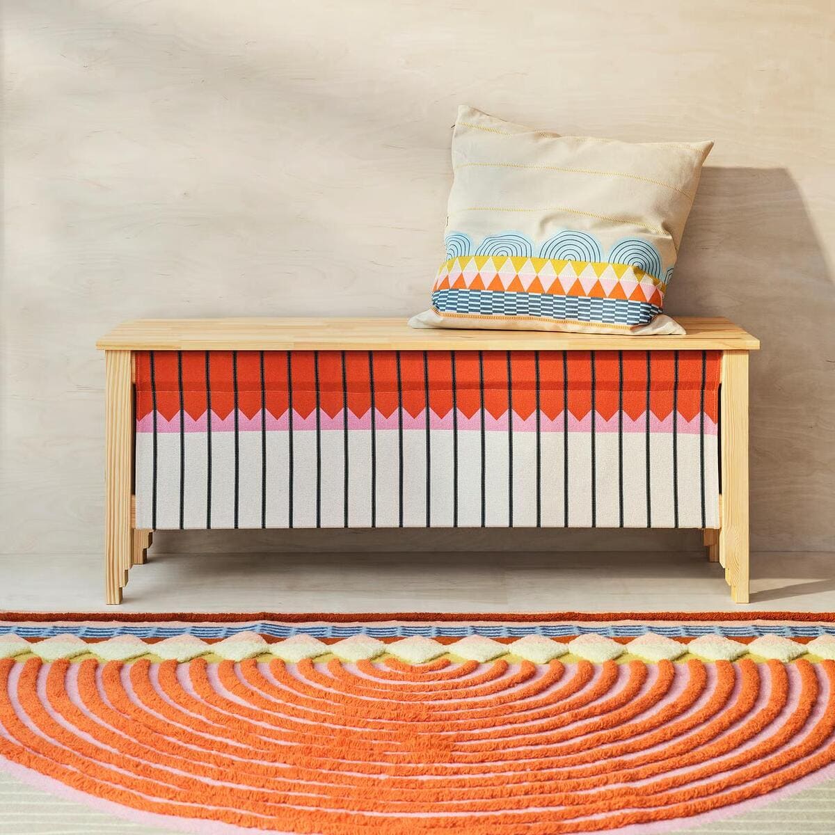 Banco con almacenaje OMMJÄNGE