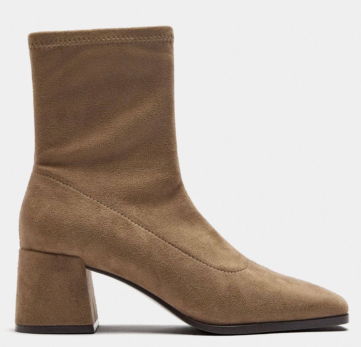 Botines efecto piel de Parfois