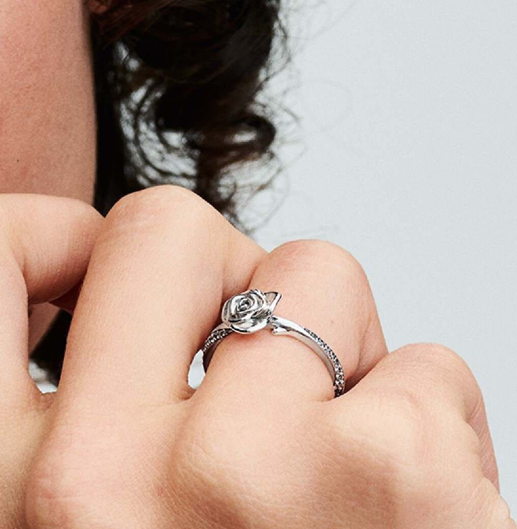 Anillo Rosa Floreciendo de Pandora