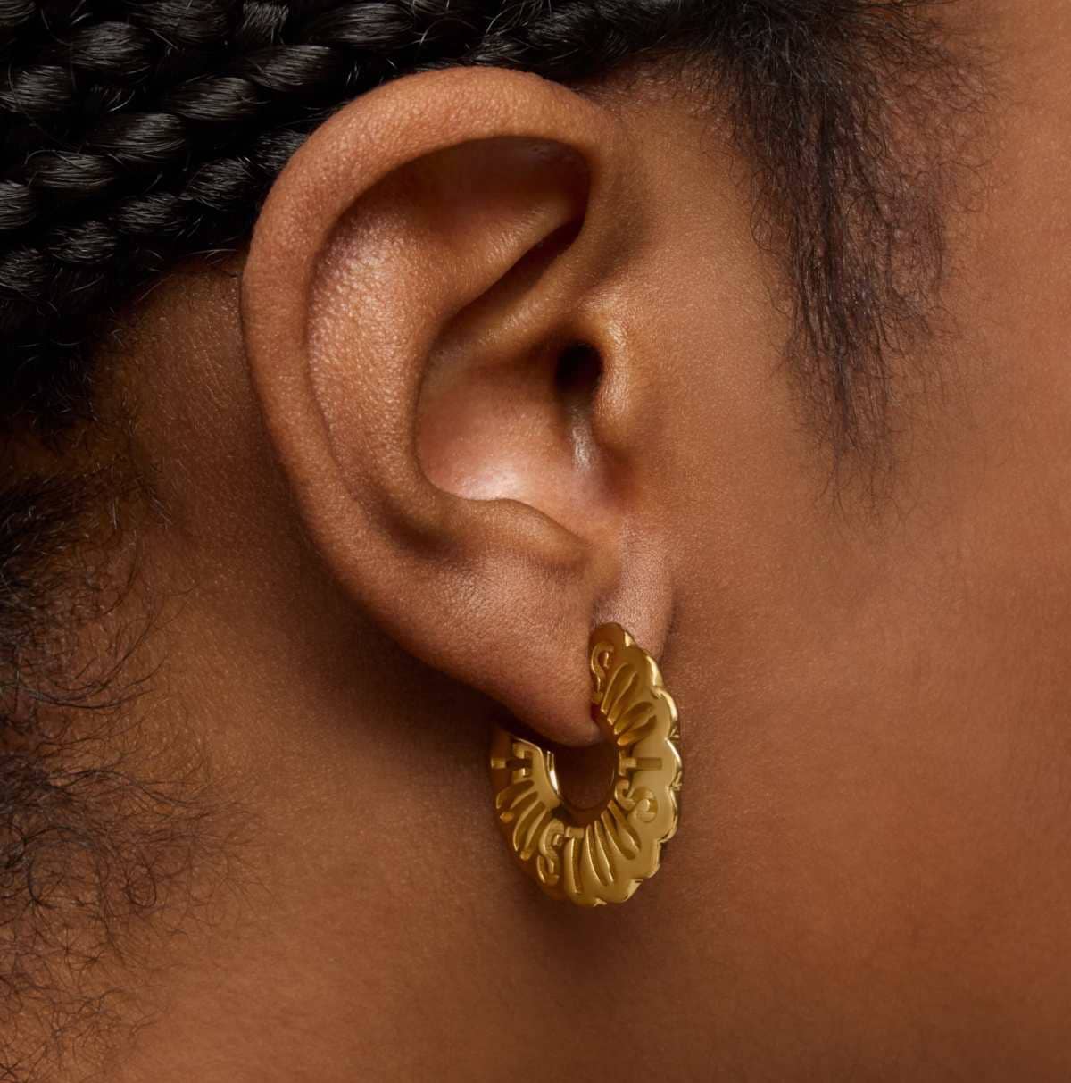 Pendientes aro con baño de oro 18 kt sobre plata 25 mm Miranda de TOUS