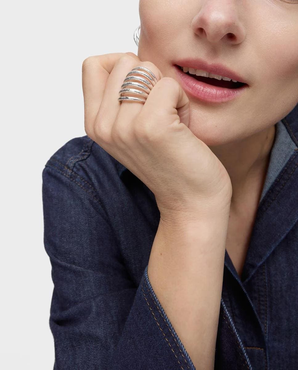 Anillo ancho de plata abierto colección Duna, Tous