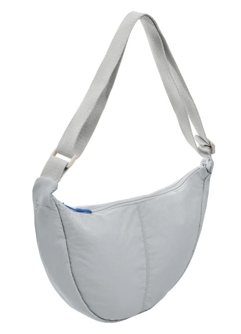 Bolso bandolera de media circunferencia