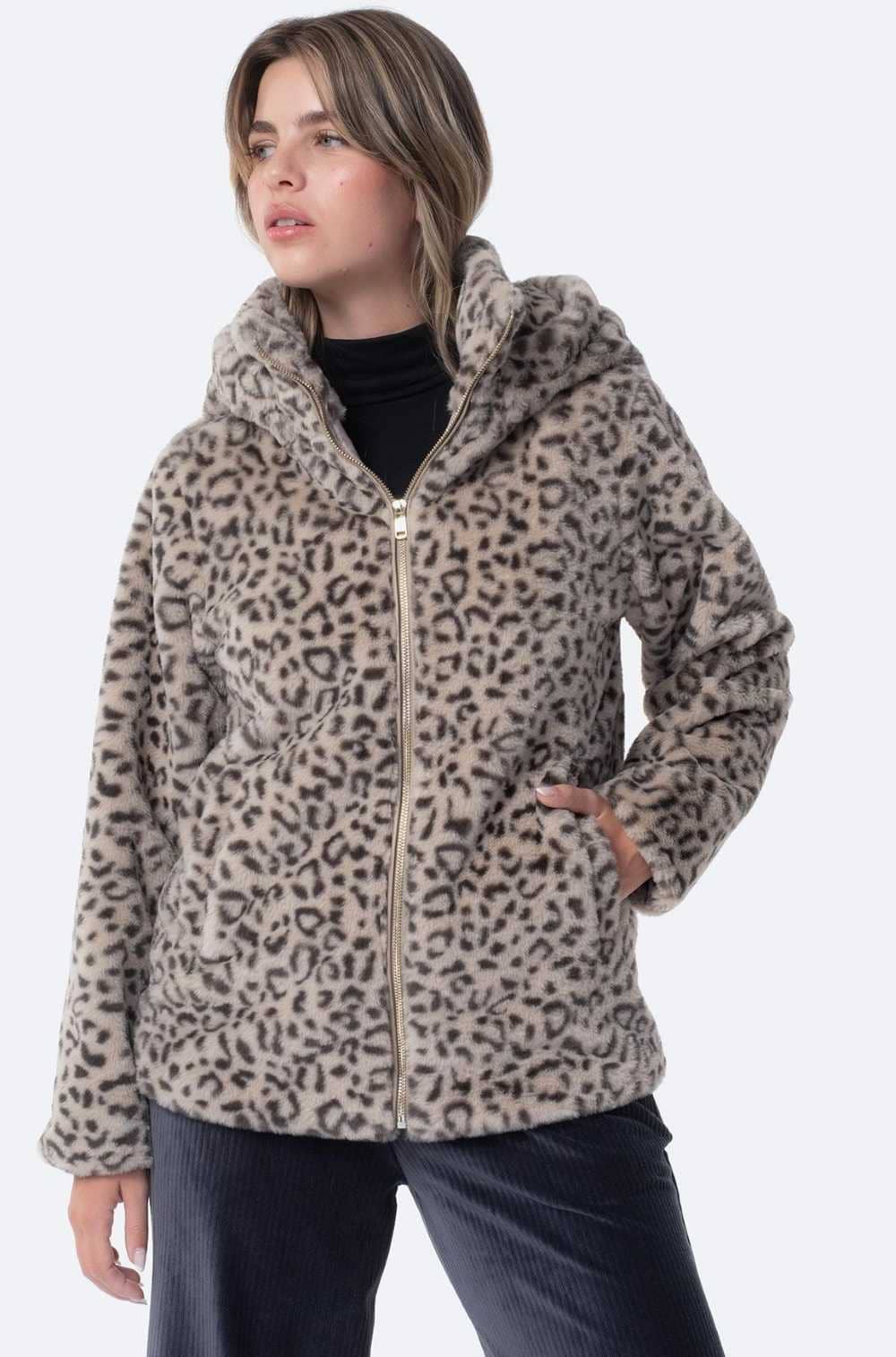 Abrigo corto de pelo con estampado animal de Mujer TEX de Carrefour