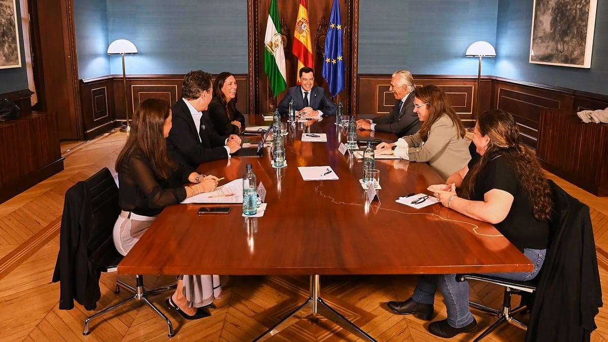 Reunión mantenida con asociaciones de enfermos de ELA | Salvador López Medina