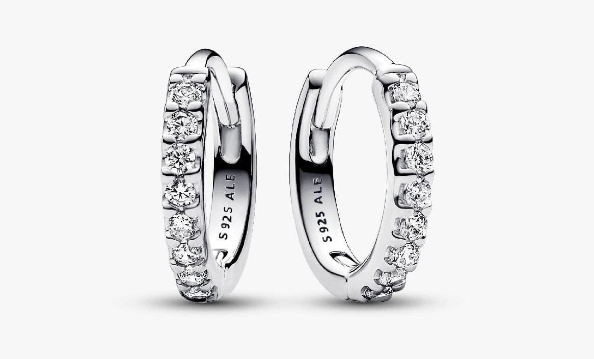 Pendientes de Aro Abrazo Brillantes de Pandora