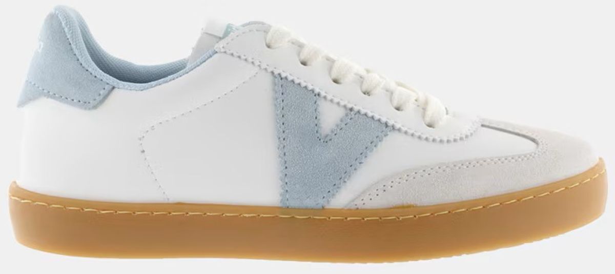 Zapatillas Victoria con piezas de serraje e interior en contraste de El Corte Inglés