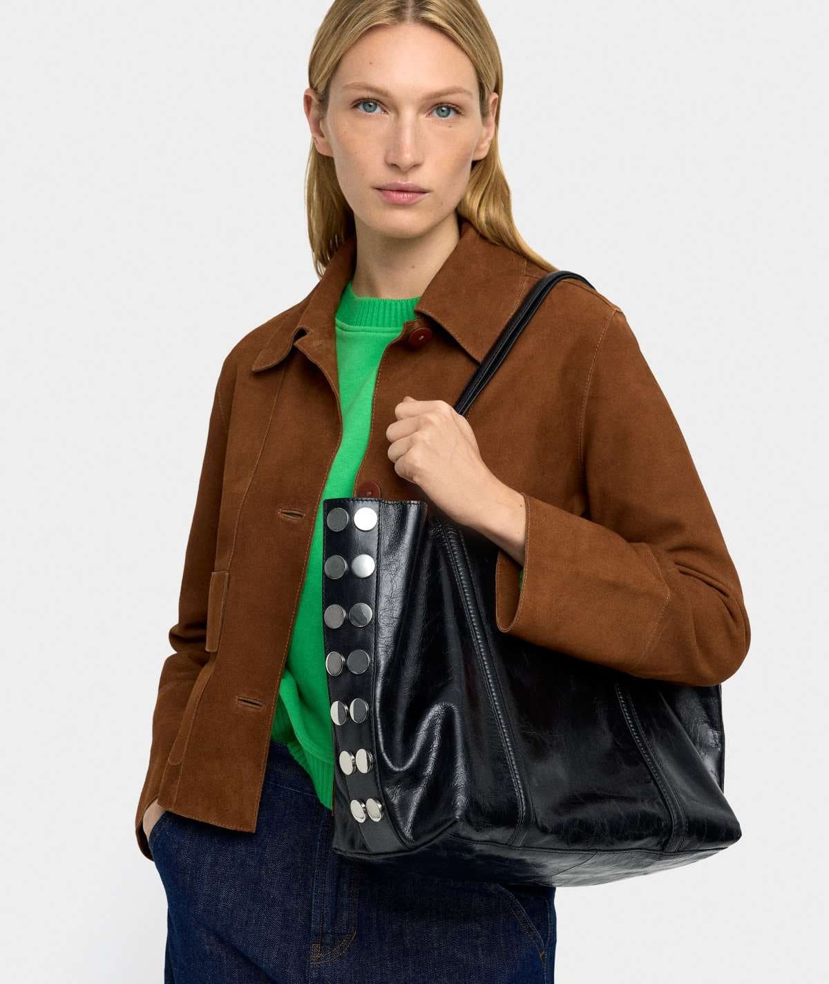 Bolso de compras de cuero con tachuelas de Parfois