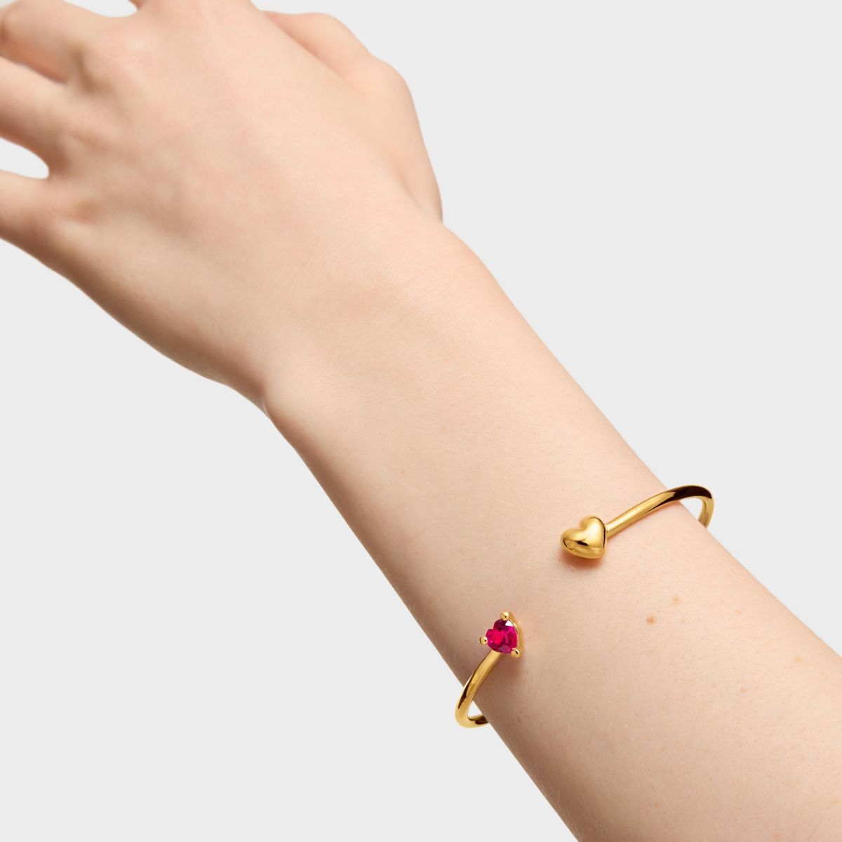 Pulsera esclava con baño de oro 18 kt sobre plata y rubí creado en laboratorio Garden Of Love LGG de Tous