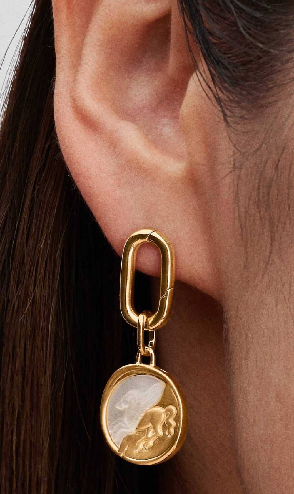 Charm Medallón Pegaso de Pandora