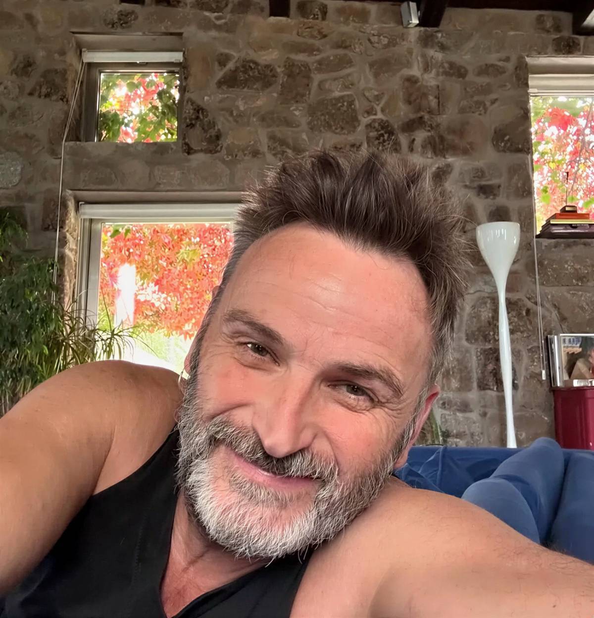 Fernando Tejero en su casa