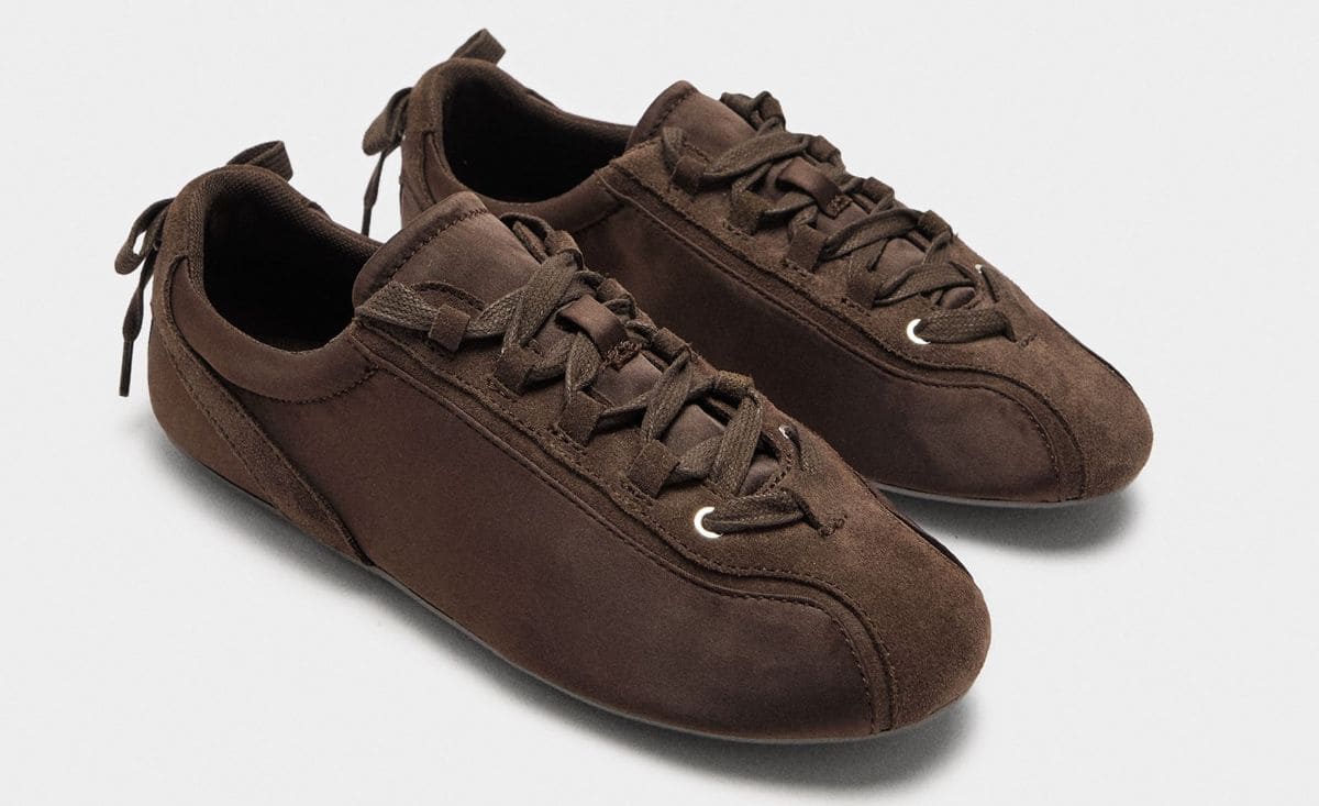 Zapatillas con piel monocromática de Parfois