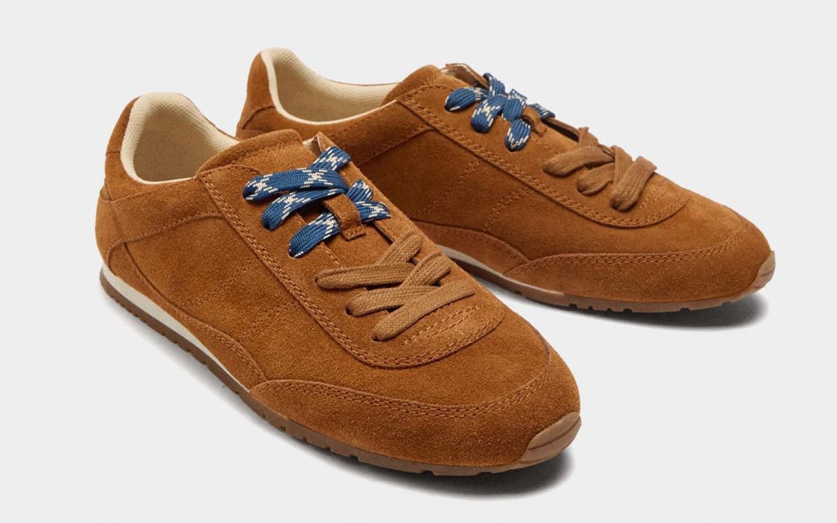 Zapatillas de piel monocromática cordones de Parfois
