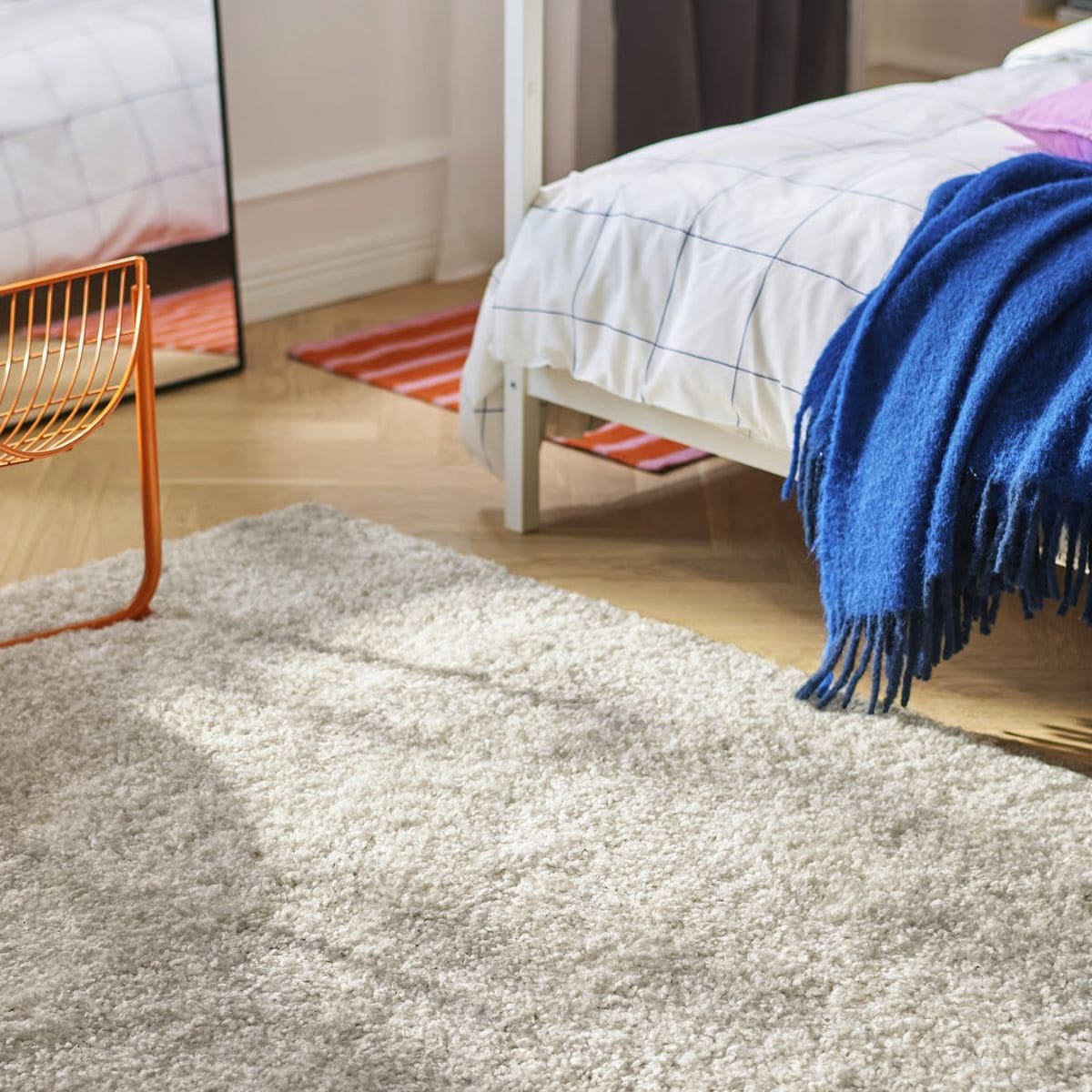 Alfombra de pelo largo de la serie ÄRENDE de Ikea