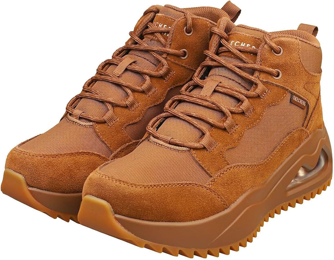 Skechers Street Hikes