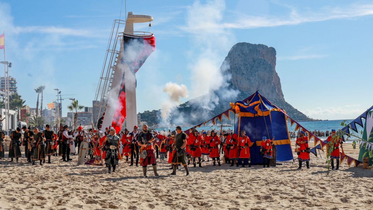 Asociación de Moros y Cristianos Santíssim Crist de la Suor / Ayuntamiento de Calp