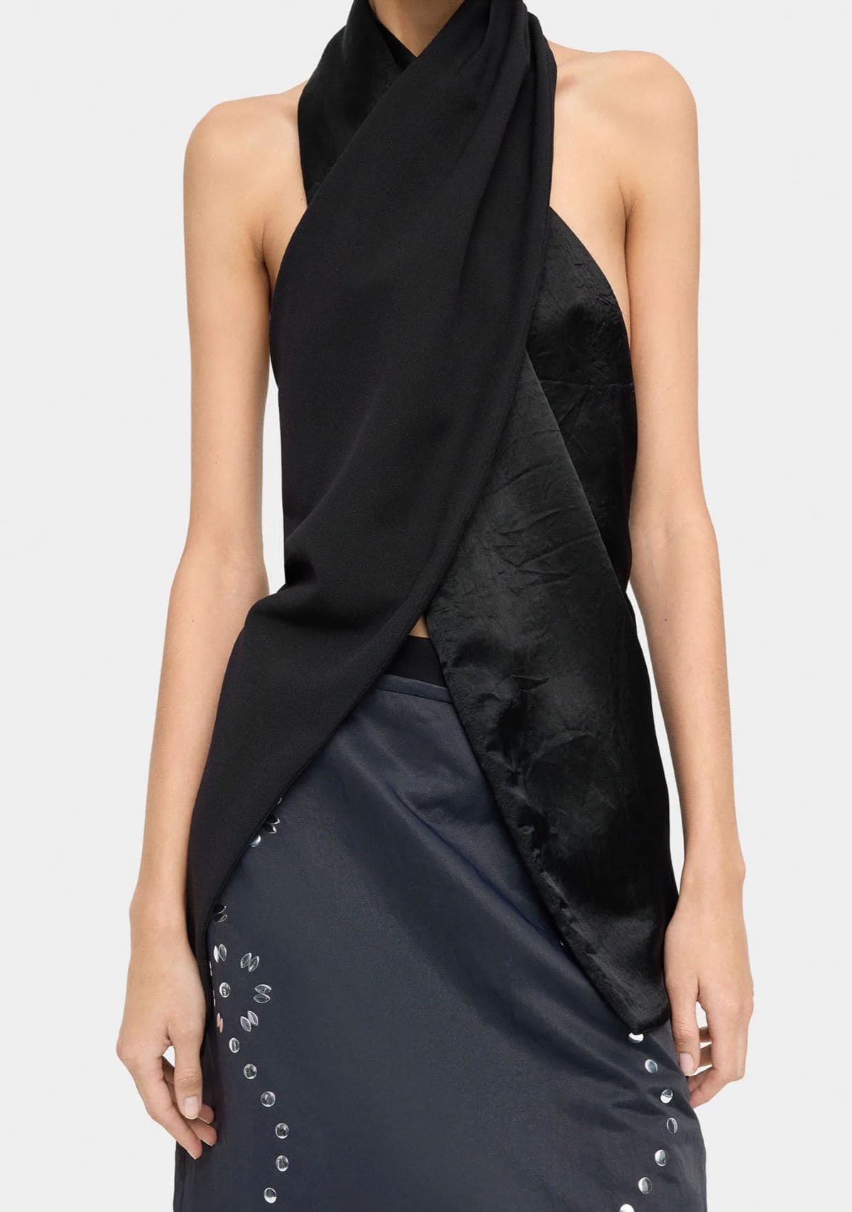 Top cruzado acetinado