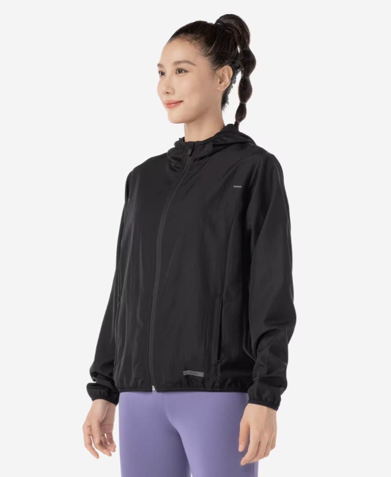 Chaqueta cortaviento de running Mujer - KIPRUN Run 100 Wind Negro en Decathlon