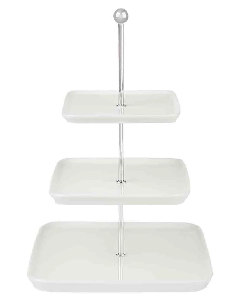 Fuente de 3 pisos, Ernesto