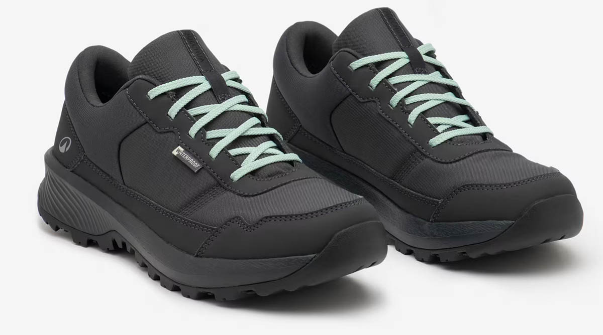 Zapatillas de senderismo caña baja impermeables mujer, NH100 WP gris