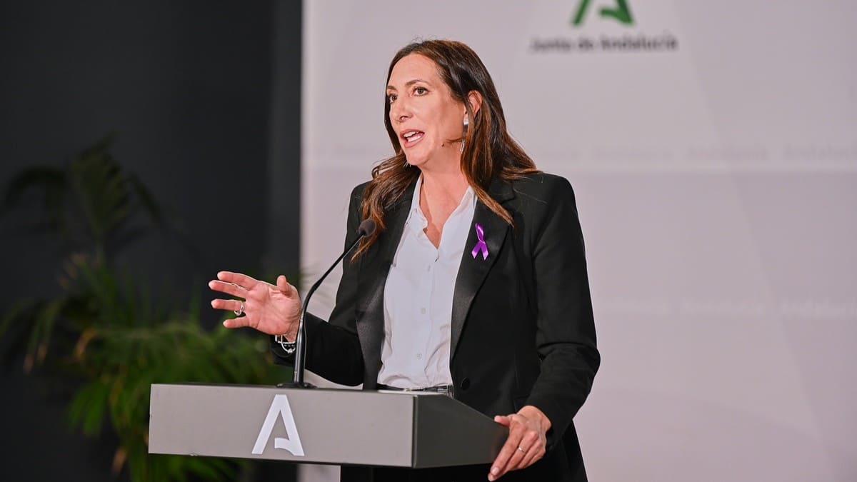 La consejera de Igualdad, Loles López | Salvador López Medina