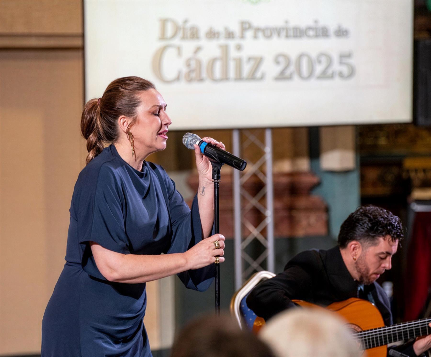 Niña Pastori durante una actuación