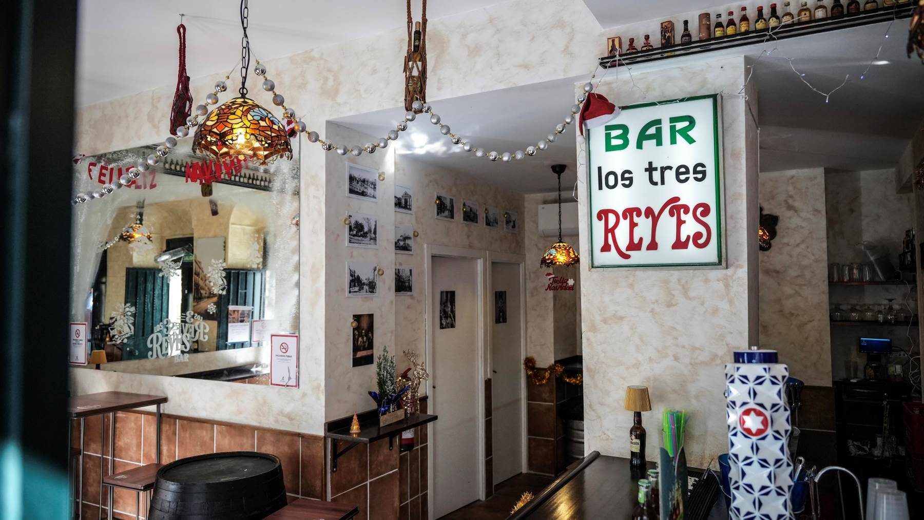 Interior del Bar Los Tres Reyes | El MIRA
