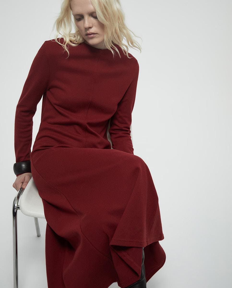 Vestido evasé soft, Sfera