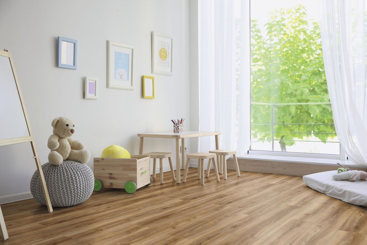 Suelo laminado intenso 8mm Loc Aqua de Leroy Merlin