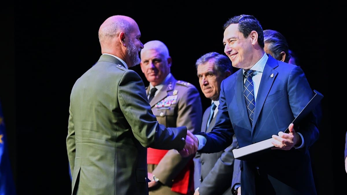 Juanma Moreno ha ensalzado la labor de la Policía Adscrita en Andalucía | Salvador López Medina