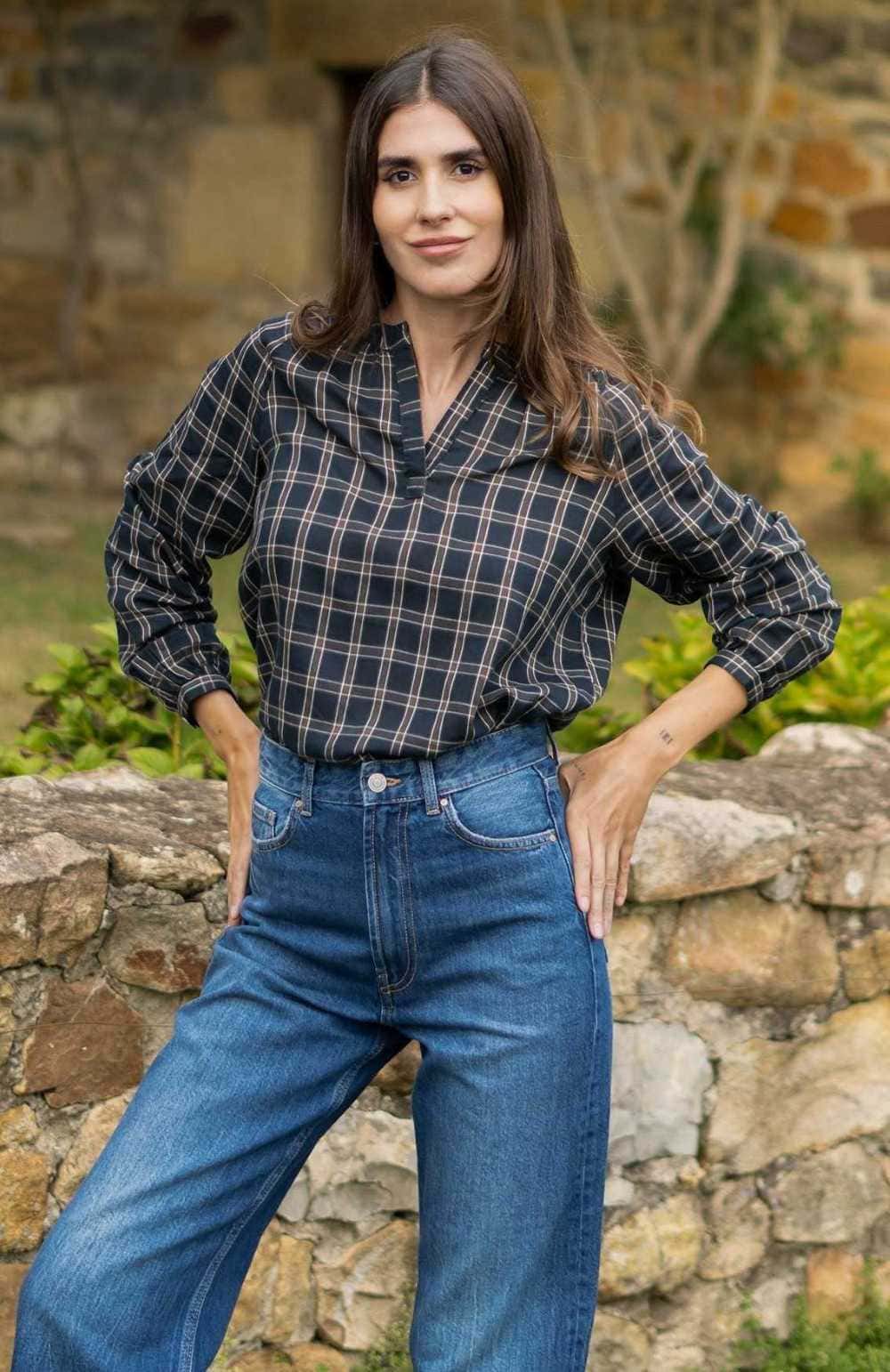 Blusa de manga larga con cuadros y cuello mao de Mujer Colección Mery Turiel para TEX de Carrefour