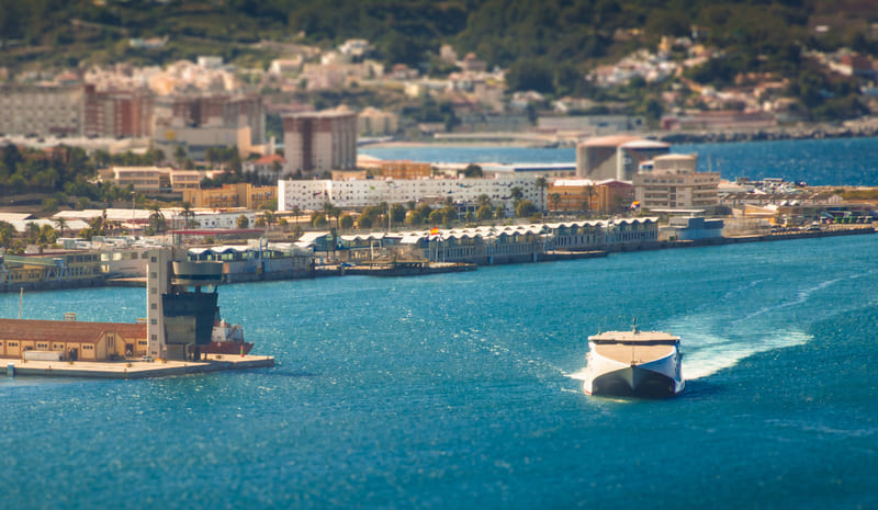 Llegada en barco a Ceuta