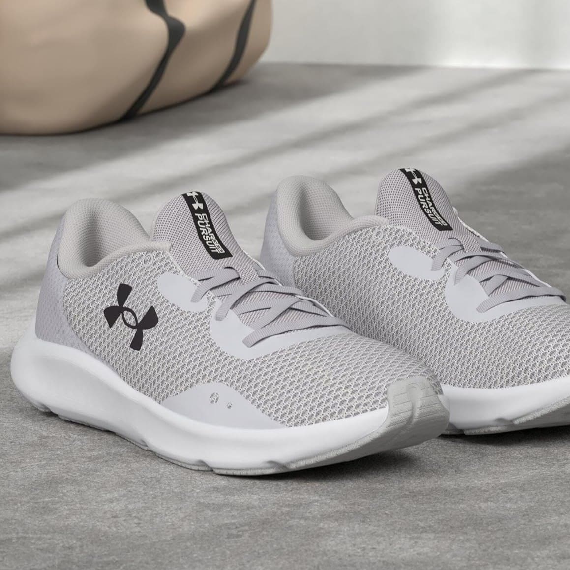 Under Armour UA W Charged Surge 4