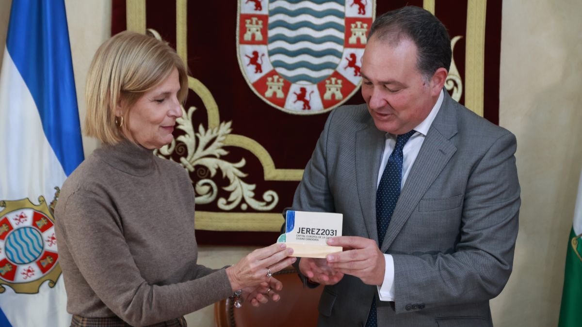 Visita institucional del presidente de la Diputación de Huelva, David Toscano al Ayuntamiento de Jerez | Cristo García