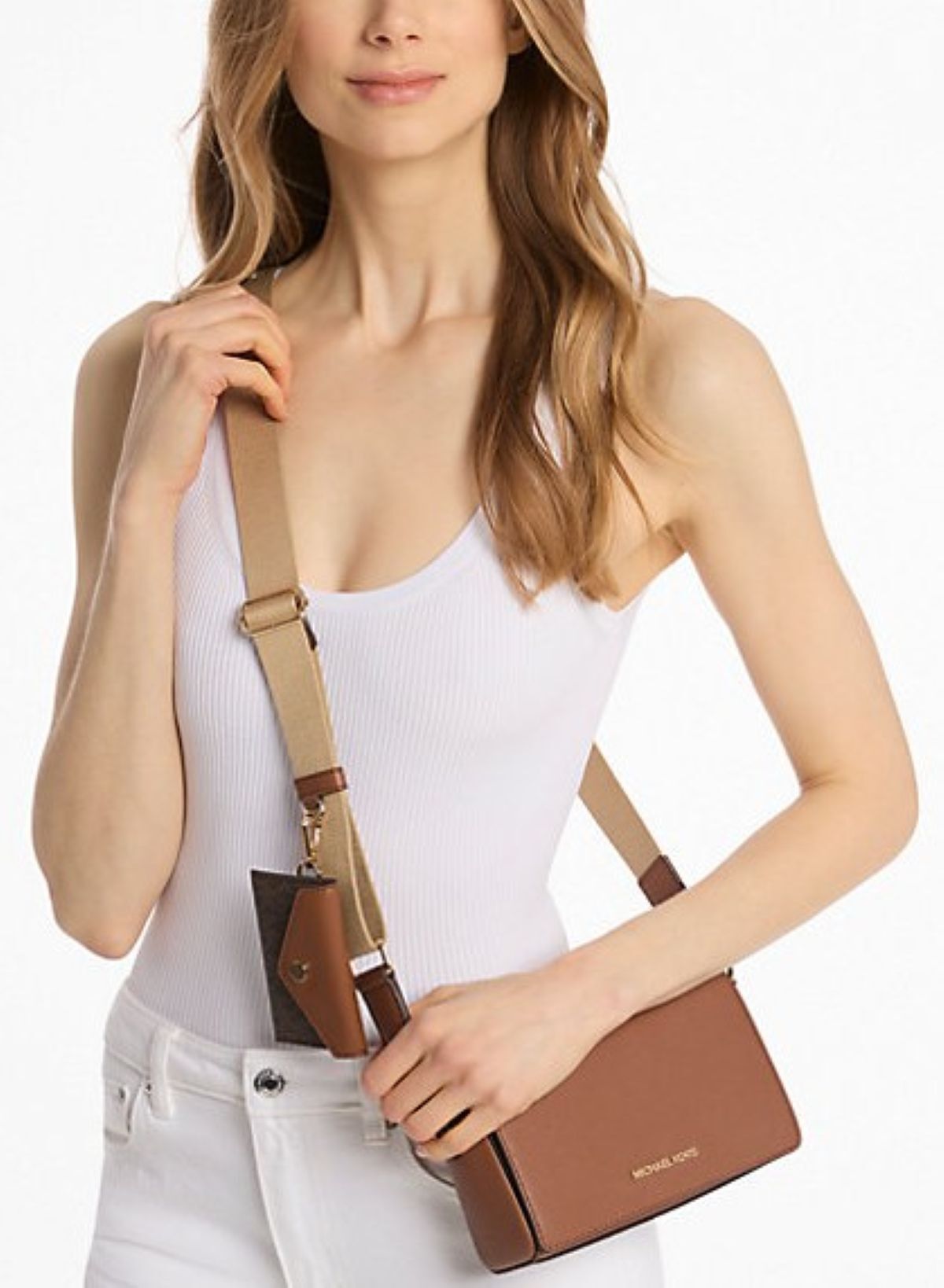 Bandolera Vicent pequeña de piel saffiano con tarjetero con logotipo de Michael Kors