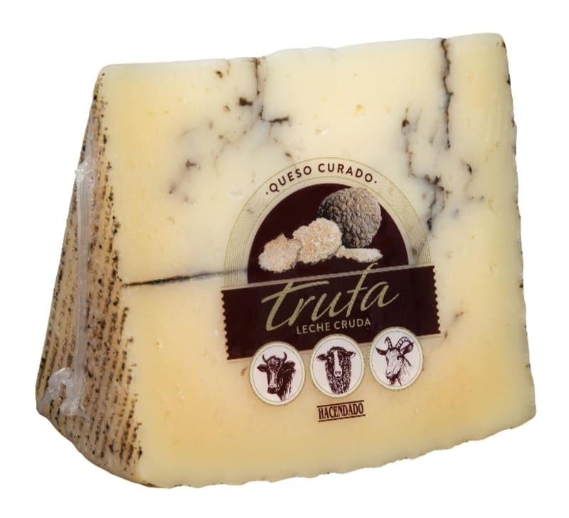 Queso curado mezcla con trufa Hacendado