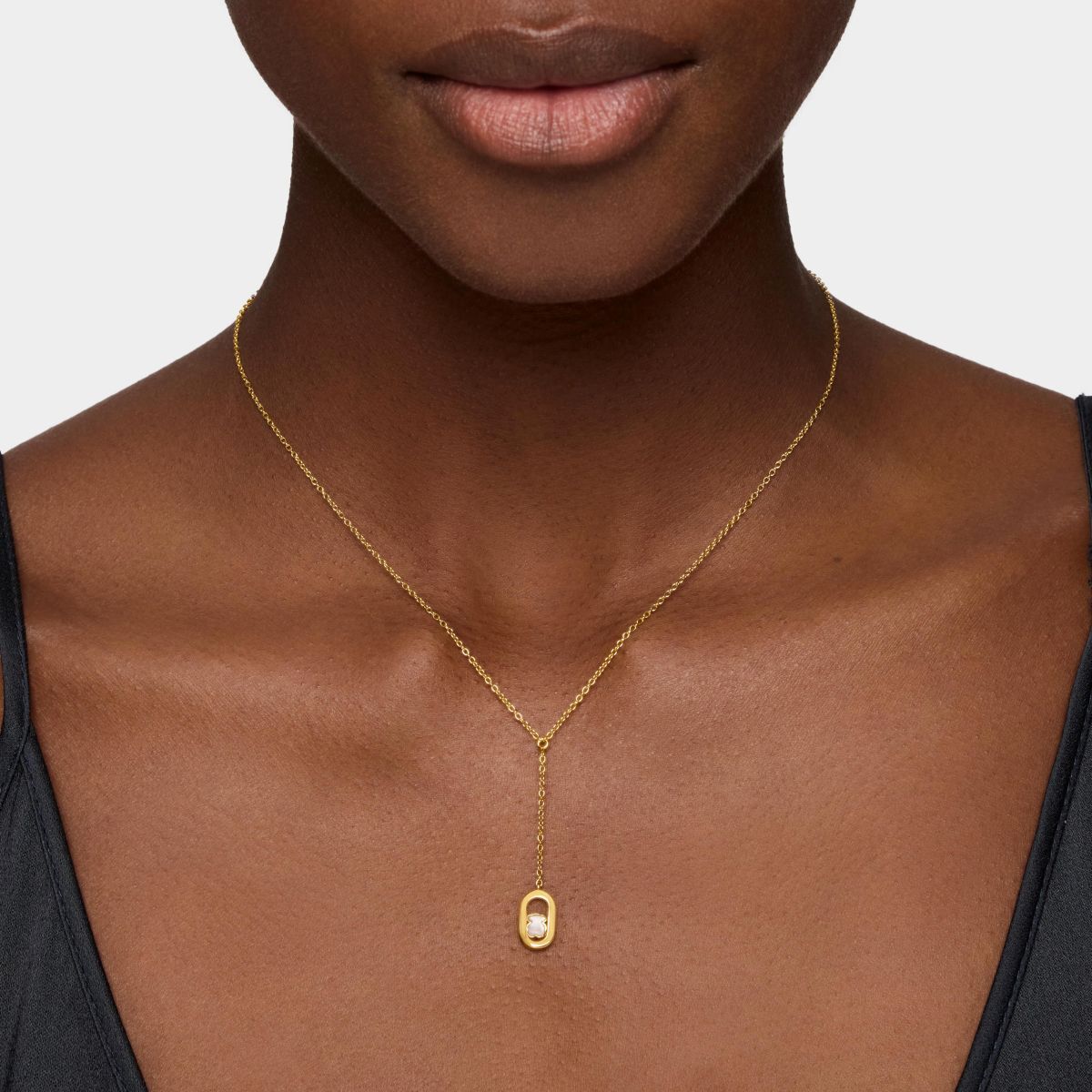 Collar baño de oro 18 kt sobre plata y nácar Camille de Tous