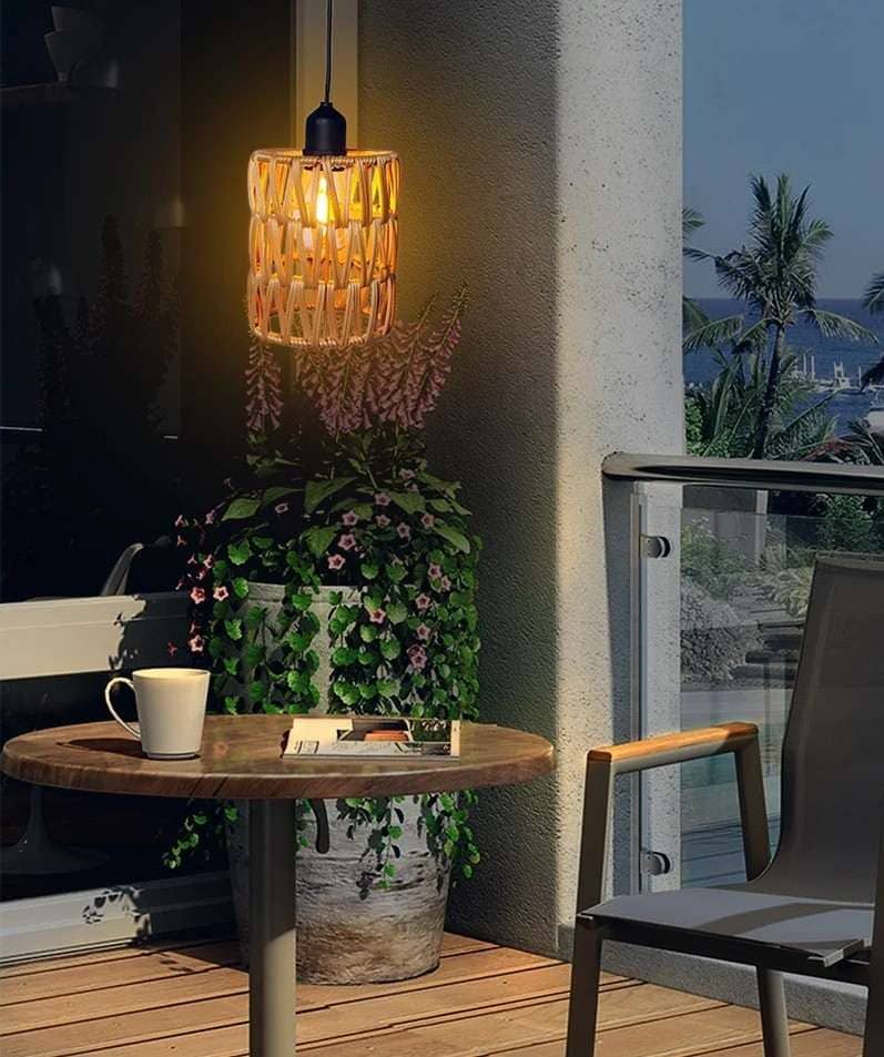 Candelabro decorativo de ratán en Leroy Merlin