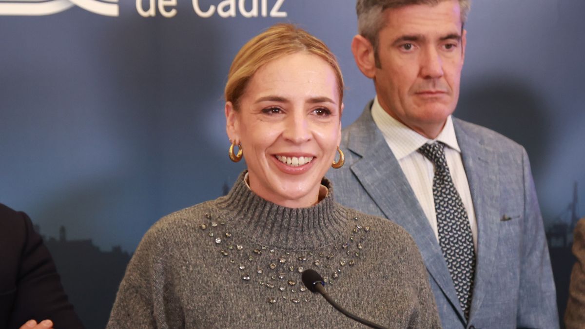 Desayuno informativo de Almudena Martínez con los medios | Cristo García