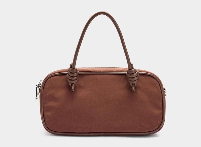 Bolso de mano convertible a bandolera estilo bowling