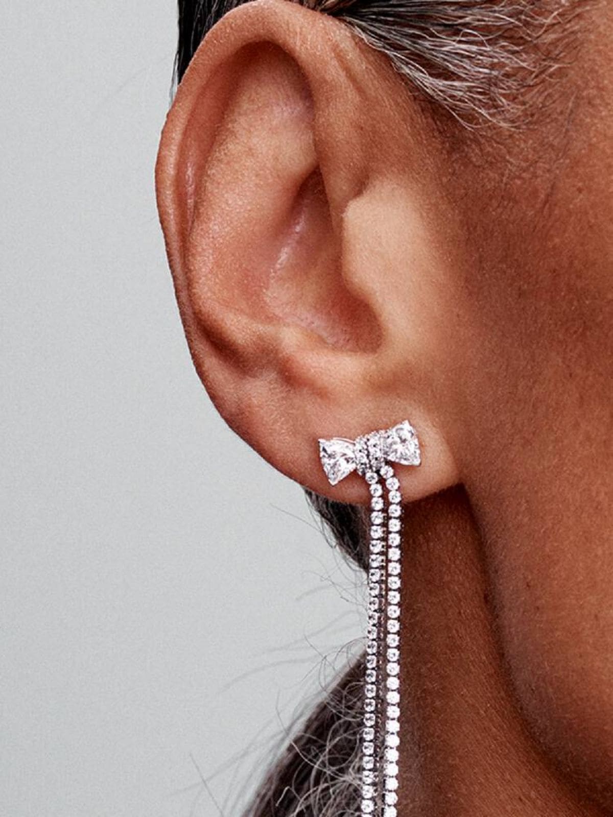 Pendientes colgantes lazo en pavé de Pandora