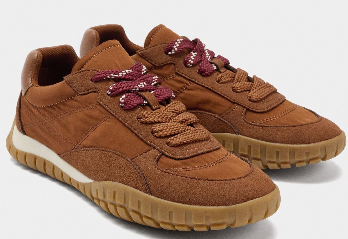 Zapatillas monocromáticas de Parfois