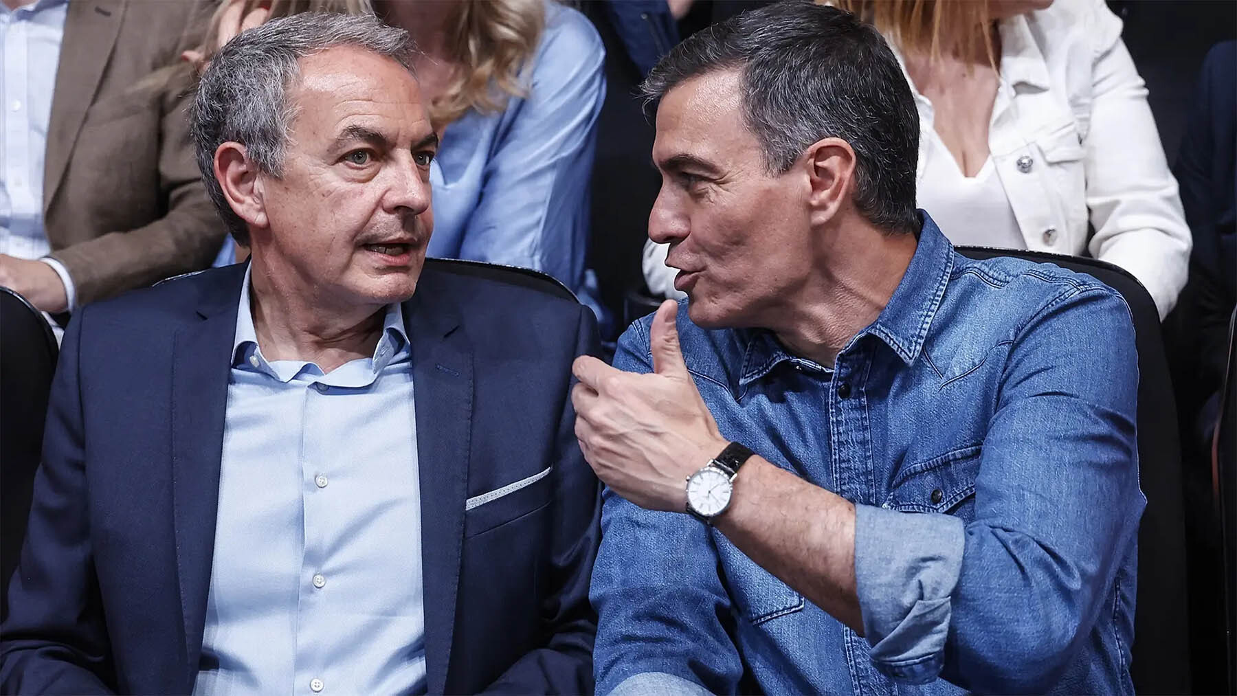 José Luis Rodríguez Zapatero y Pedro Sánchez - Europa Press