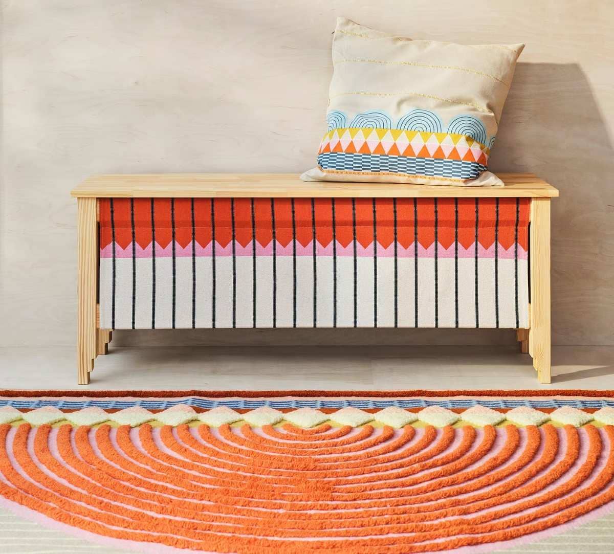 OMMJÄNGE Banco con almacenaje de Ikea