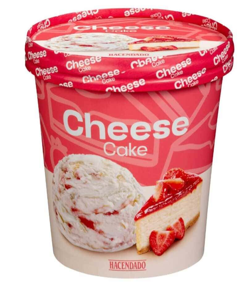 Helado tarta de queso Hacendado con fresas