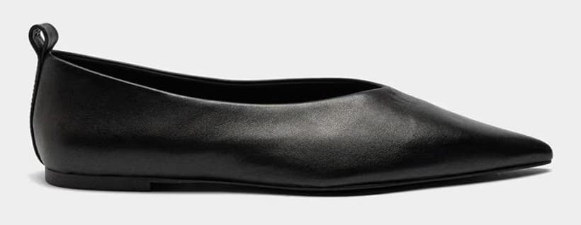 Bailarinas planas de piel con puntera afilada en liso