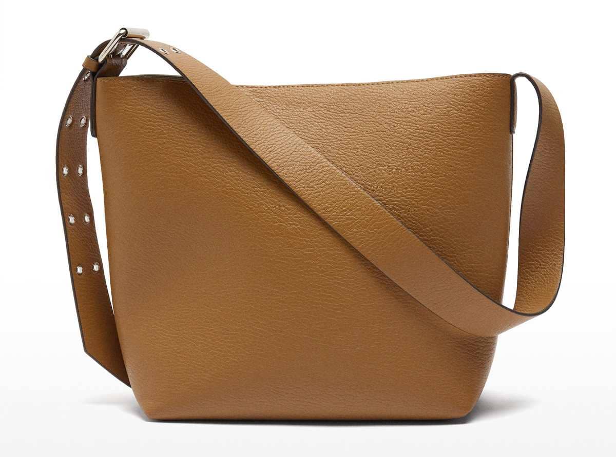 Bolso de hombro con correa con tachuelas de Parfois