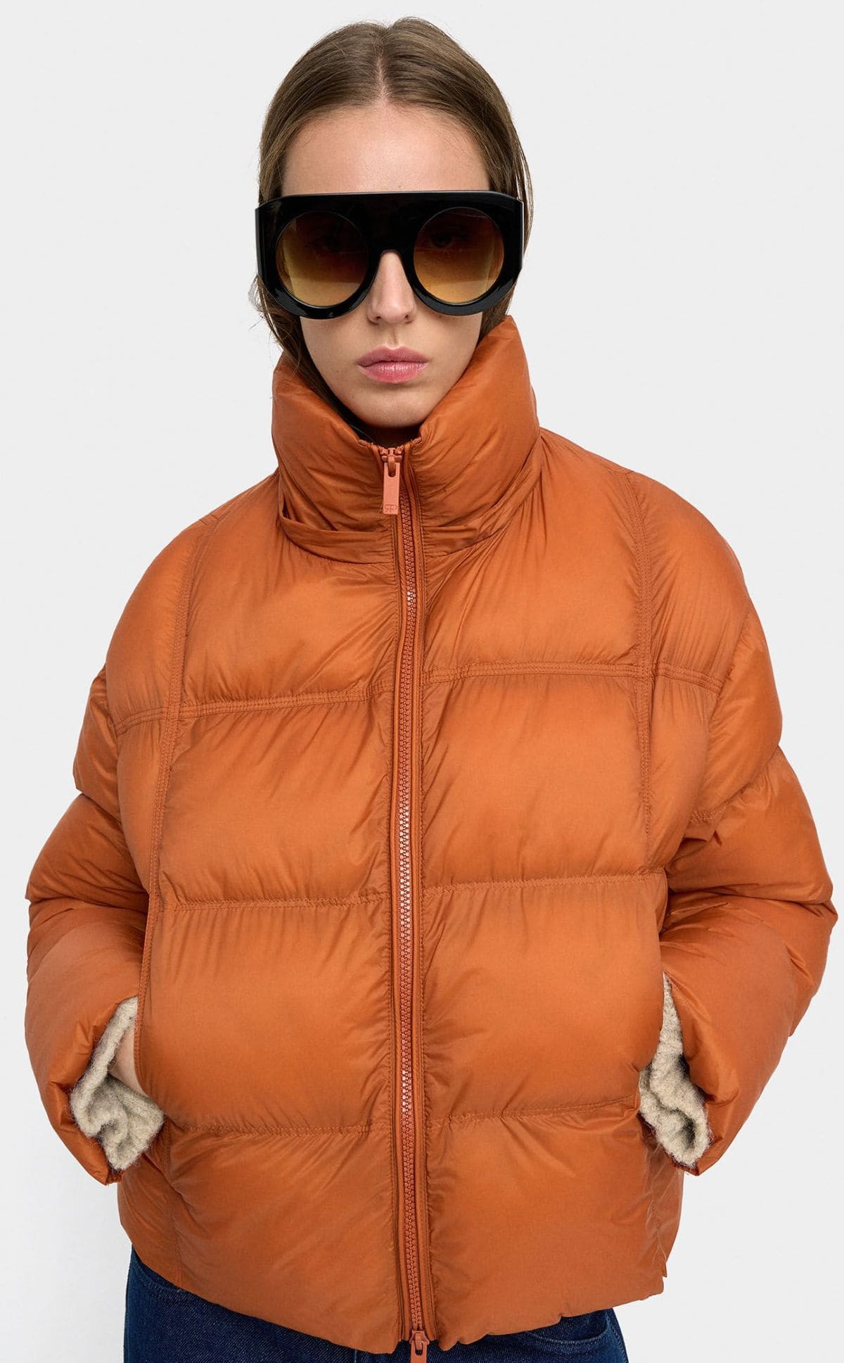 Abrigo acolchado con capucha extraíble de Parfois